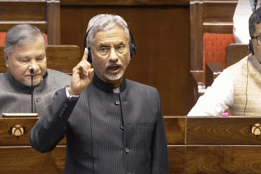 চলতি বছরে ৩২৫৮ জন ভারতীয়কে ফেরত পাঠিয়েছে যুক্তরাষ্ট্র: জয়শঙ্কর