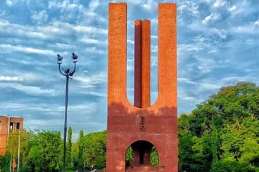 জাবিতে শেখ পরিবারের নামে থাকা ৪ হলের নতুন নাম ঘোষণা