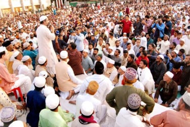 হাজারো মানুষের মোনাজাতে বেগম জিয়ার সুস্থতা কামনা