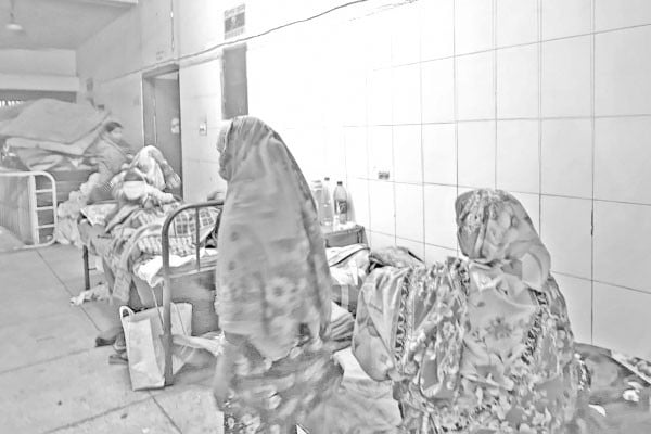 হাসপাতালে বেড়েছে শীতজনিত রোগী