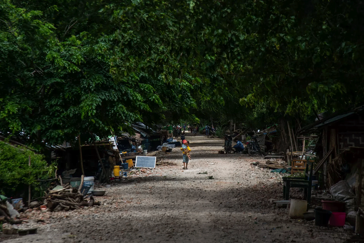 মিয়ানমারে স্থলমাইন বিস্ফোরণে ৬ মাসে হতাহত ৩৫৭