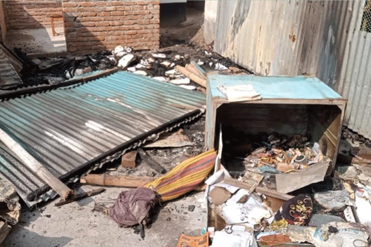 মাগুরায় সরকারি দুই অফিসে দুর্বৃত্তের অগ্নিসংযোগ