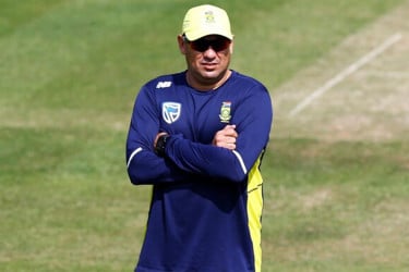 হ্যাম্পশায়ারের প্রধান কোচ হলেন রাসেল ডোমিঙ্গো