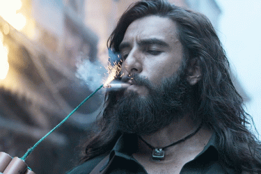 রণবীর সিংয়ের ক্যারিয়ারের সেরা ওপেনিং: ‘ধুরন্ধর’ প্রথম দিনেই ২৭ কোটি!