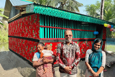 তারেক রহমানের পক্ষ থেকে রামপালে ঘর উপহার