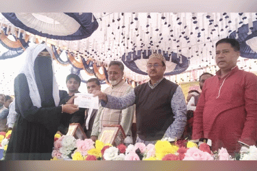 ভালুকায় শিক্ষাবৃত্তি প্রদান ও অভিভাবক সমাবেশ