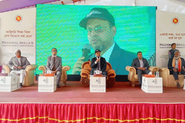 জনসংখ্যাকে জনশক্তিতে রূপান্তরে কারিগরি শিক্ষার বিকল্প নেই: সচিব রফিকুল