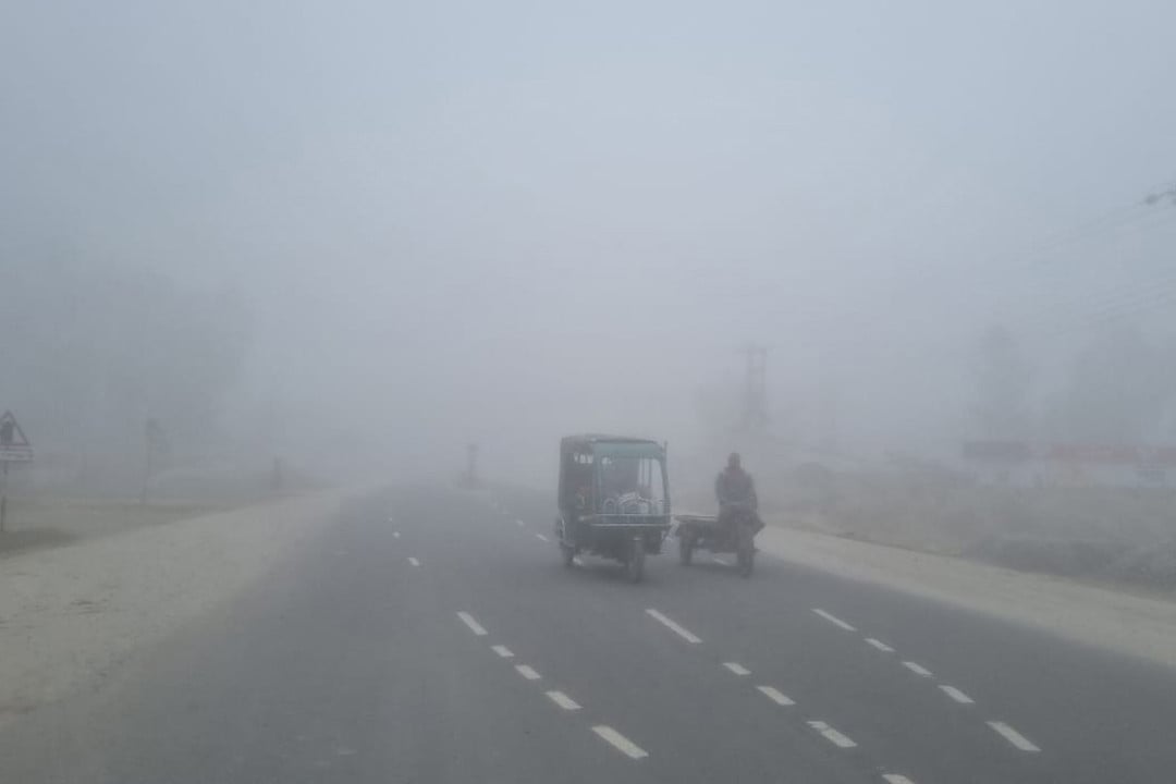 শীতে কাঁপছে তেঁতুলিয়া