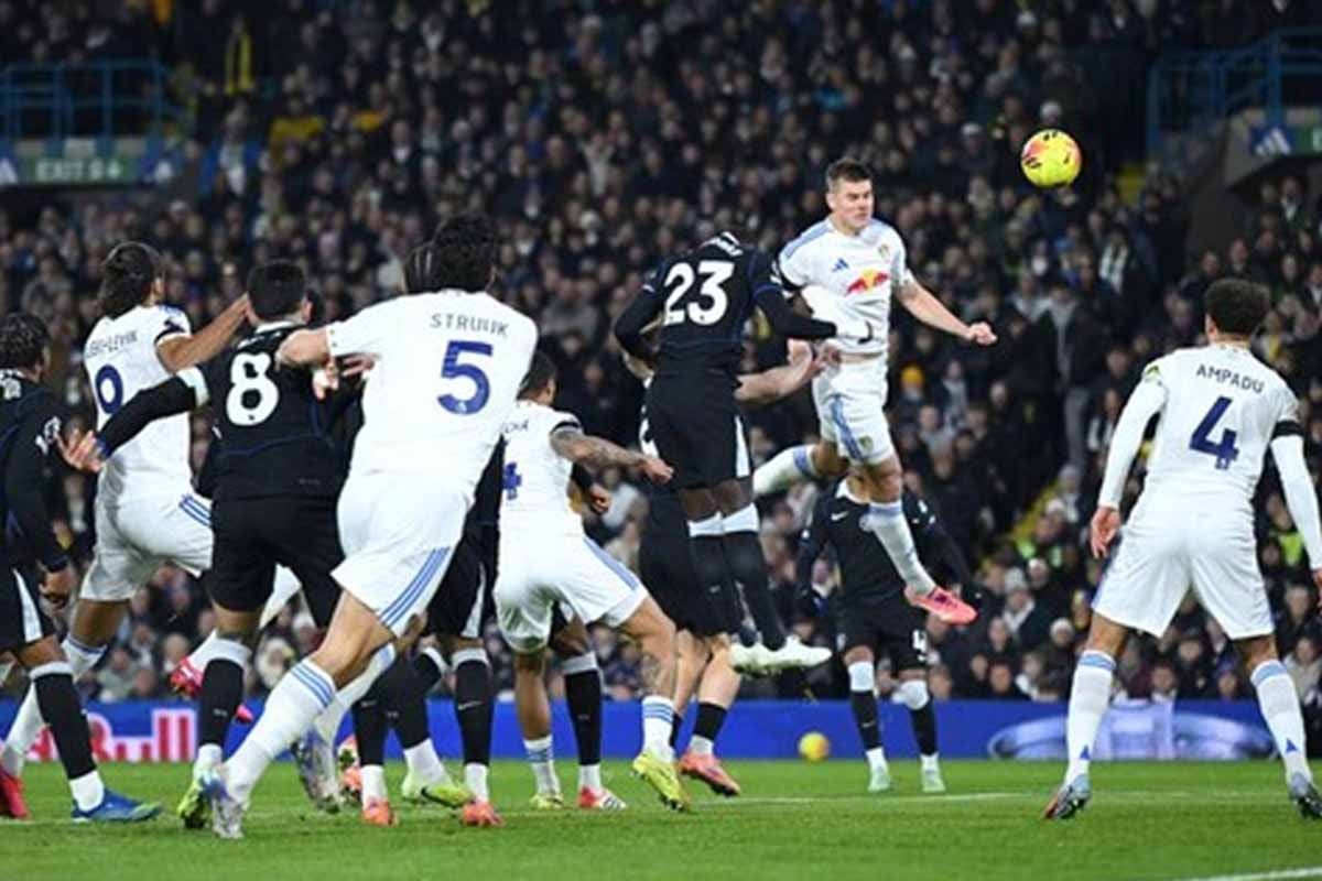 লিডসের কাছে হেরে গেল চেলসি