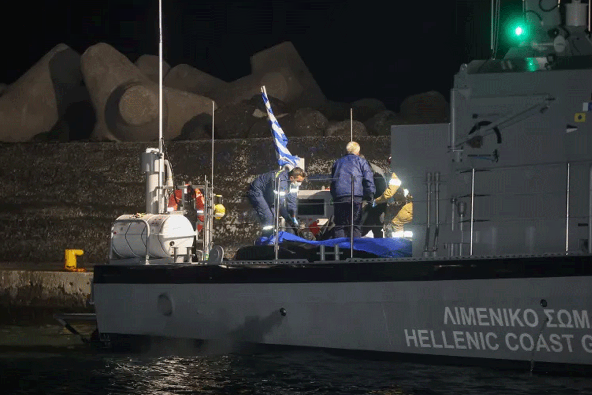 গ্রিস উপকূলে নৌকা থেকে ১৭ মরদেহ উদ্ধার, হাসপাতালে ২