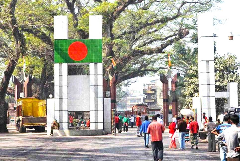 বেনাপোলে ২ মাস ধরে আটকা সুপারিবাহী ১৫০ ট্রাক, দিনে ক্ষতি ৩ লাখ টাকা