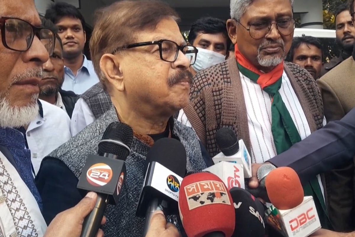 বাংলাদেশে ভোটের বিকল্প নেই : মাহমুদুর রহমান মান্না