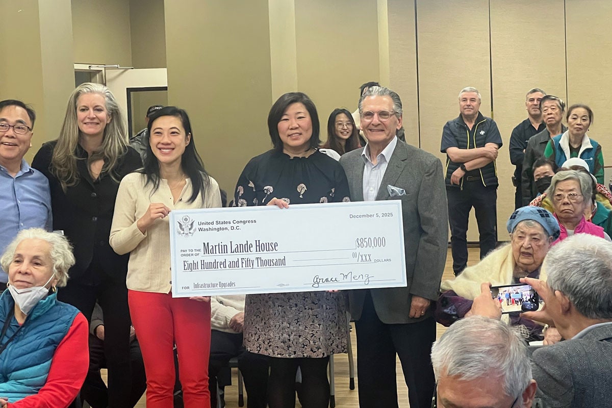 ফ্লাশিং সিনিয়র সেন্টারের সংস্কারে কংগ্রেসের সাড়ে ৮ লাখ ডলারের অনুদান