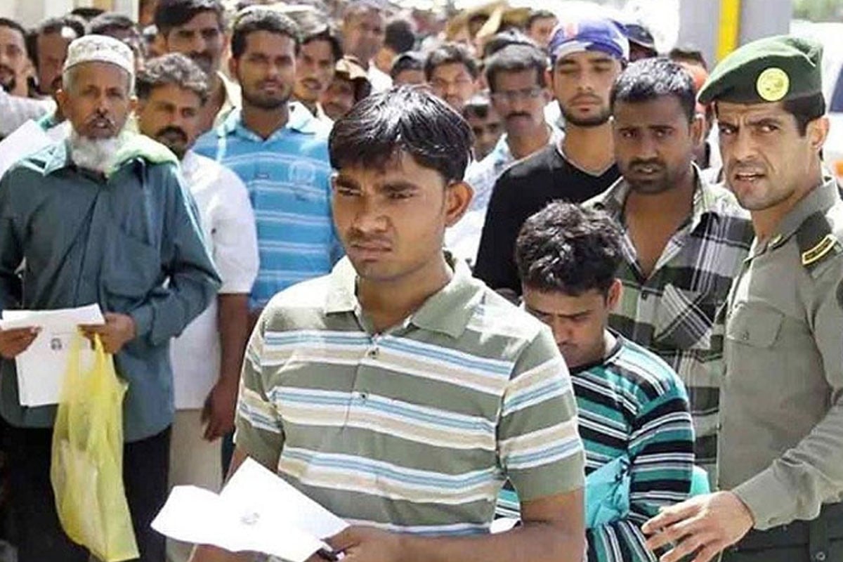 সৌদিতে এক সপ্তাহে ১৯ হাজারের বেশি প্রবাসী গ্রেফতার
