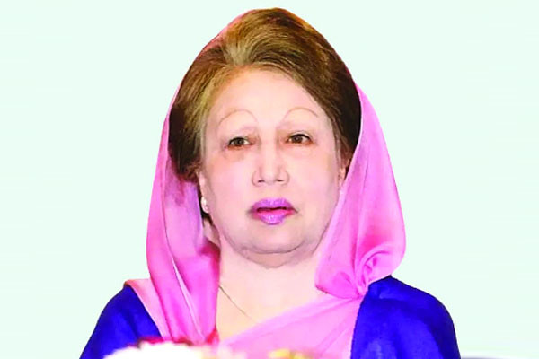 দুবাই হয়ে লন্ডন নেওয়ার প্রস্তাব