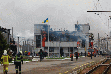 রাতভর হামলা: কিয়েভসহ আট অঞ্চলে বিদ্যুৎ বিপর্যয়, তাপ-পানি সরবরাহ বন্ধ