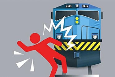 রাজধানীতে ট্রেনের ধাক্কায় অজ্ঞাত ভবঘুরে নিহত