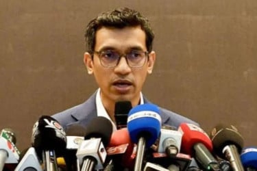 সরকারি অফিসে সেবা গ্রহণে গেলে হয়রানি হতে হয়: আশিক চৌধুরী