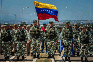 হামলার আশঙ্কায় সামরিক শক্তি বাড়াচ্ছে ভেনেজুয়েলা