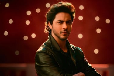 শাহরুখ-পুত্রের বিরুদ্ধে থানায় অভিযোগ