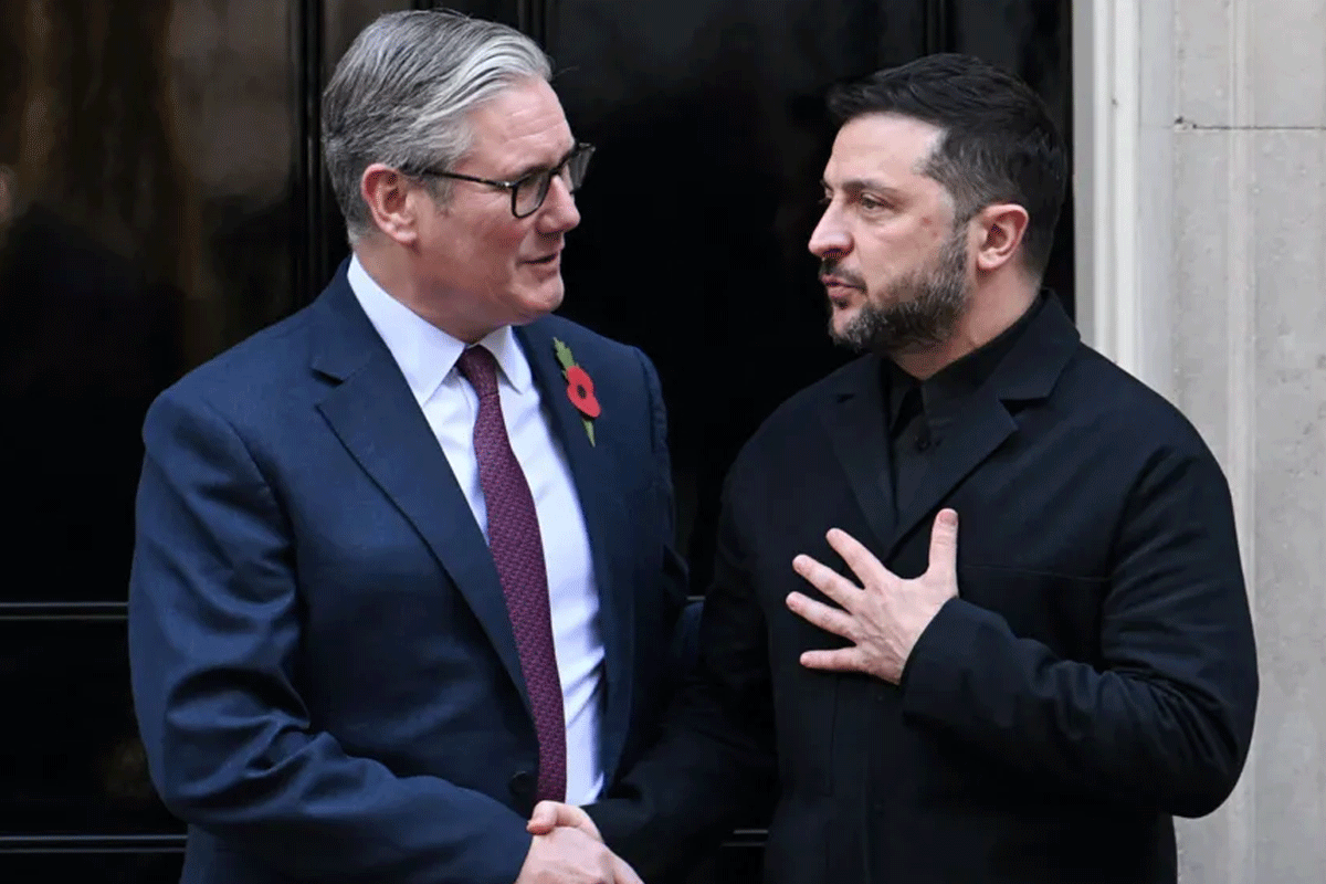 ইউরোপীয় মিত্রদের সঙ্গে বৈঠকে অংশ নিতে লন্ডনে জেলেনস্কি