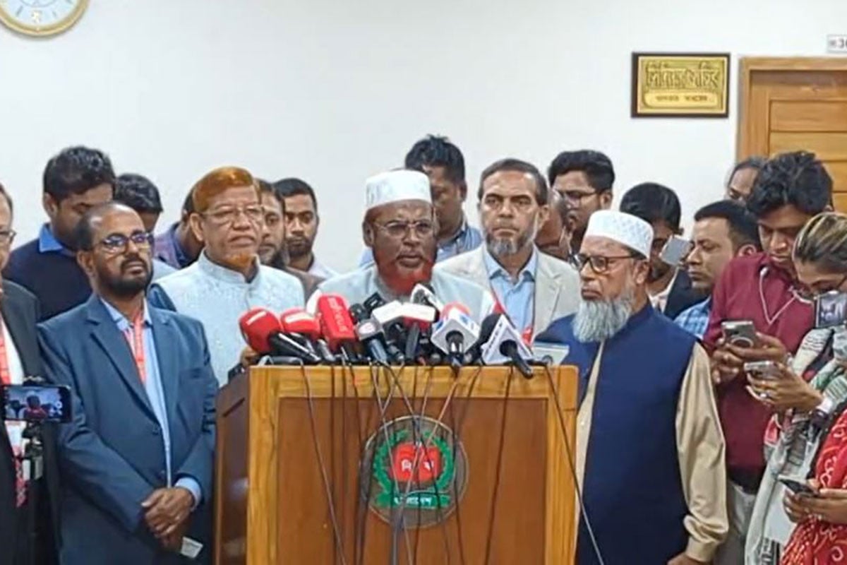 অবৈধ অস্ত্রধারীদের এখনই গ্রেফতারের দাবি জামায়াতের