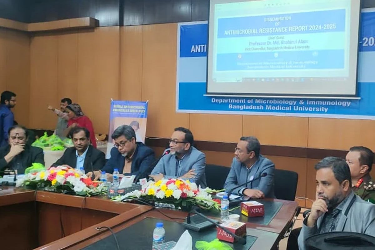 অকার্যকর হয়ে পড়ছে বহু অ্যান্টিবায়োটিক, বাড়ছে মৃত্যুঝুঁকি