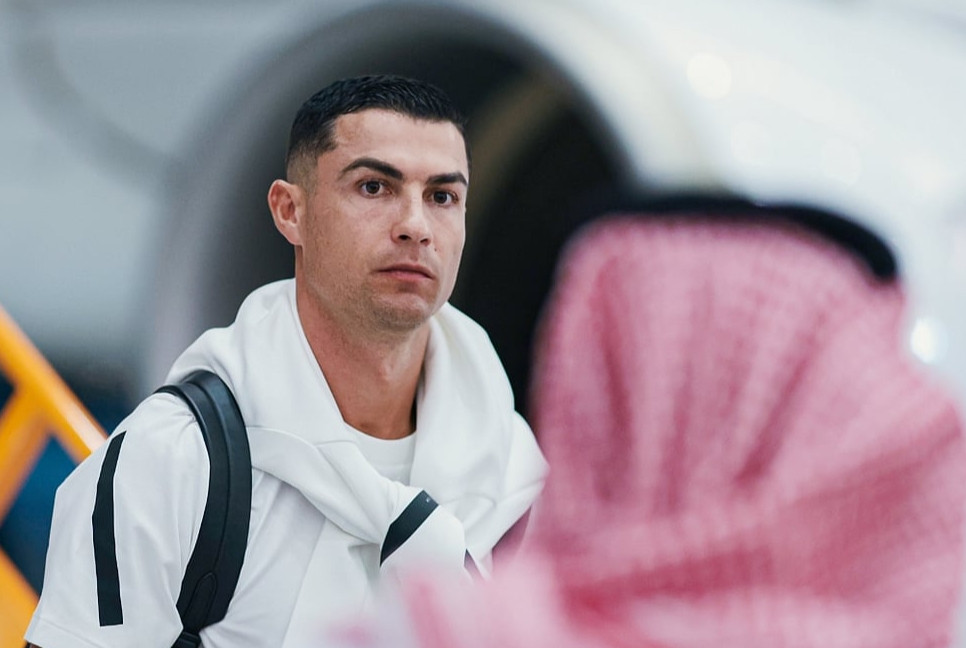 আবুধাবিতে রোনালদো জ্বর, টিকেট নিয়ে কাড়াকাড়ি