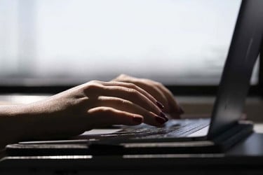 অচেনা কাউকে নিজের ইমেইল দেবেন না ‘ছদ্ম ঠিকানা’ ব্যবহার করুন