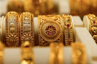 আজ যে দামে বিক্রি হচ্ছে প্রতি ভরি স্বর্ণ