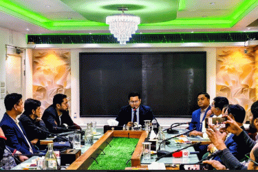 সোনারগাঁয়ে সাংবাদিকদের সঙ্গে নতুন ইউএনওর মতবিনিময়