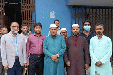 নারায়ণগঞ্জে গ্যাসের দাবিতে স্থানীয়দের স্মারকলিপি