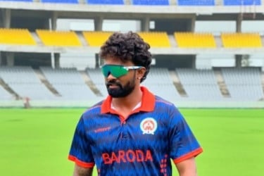 অভিষেকেই ভারতীয় ব্যাটসম্যানের বিশ্বরেকর্ড