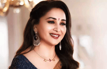 কর্মঘণ্টা বিতর্কে সরব মাধুরী