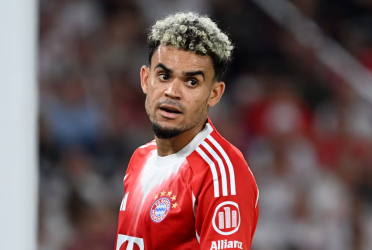 এক ম্যাচ নিষেধাজ্ঞা কমলো দিয়াসের