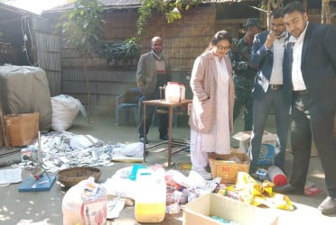 নীলফামারীতে নকল ওষুধ তৈরির কারখানায় অভিযান
