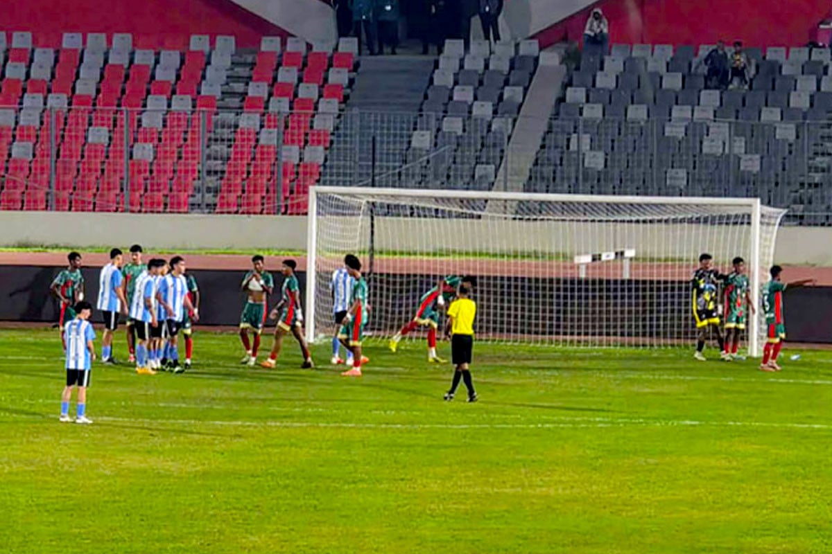 জাতীয় স্টেডিয়ামে আর্জেন্টিনা-ব্রাজিল ক্লাব ম্যাচ স্থগিত