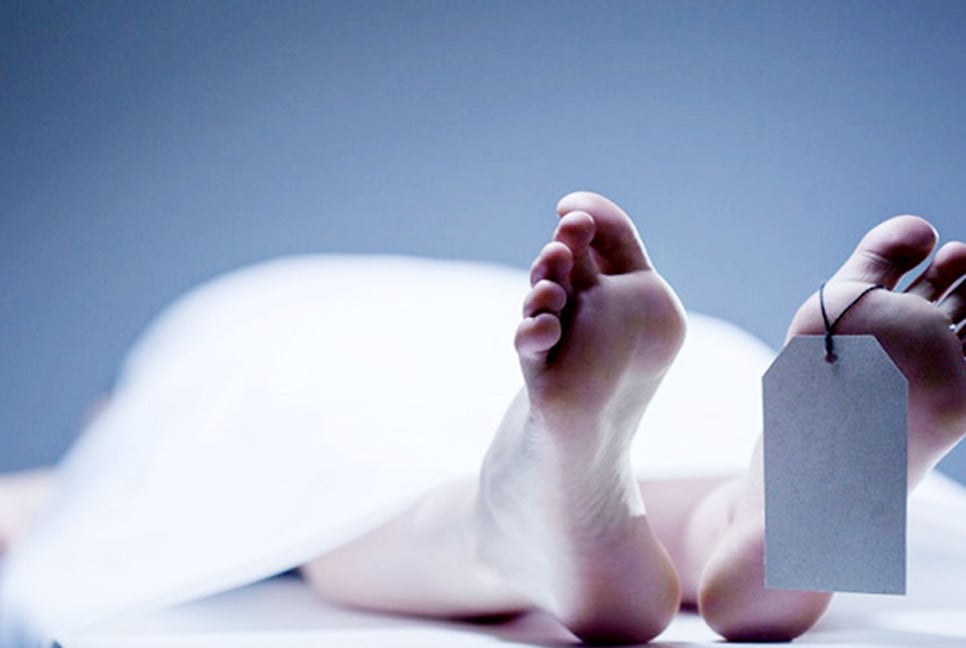 চট্টগ্রামে বাসা থেকে পুলিশ কনস্টেবলের ঝুলন্ত মরদেহ উদ্ধার