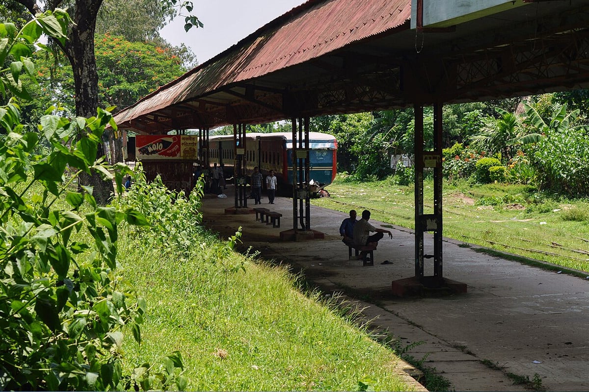 চবির শাটল ট্রেনে কাটা পড়ে একজন নিহত