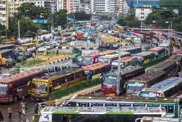 রাজধানী ঢাকায় আজ কোথায় কোন কর্মসূচি