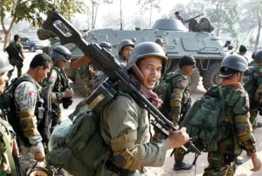 সার্বভৌমত্বের প্রতি হুমকি দূর করতে লড়াইয়ের হুঁশিয়ারি থাইল্যান্ডের