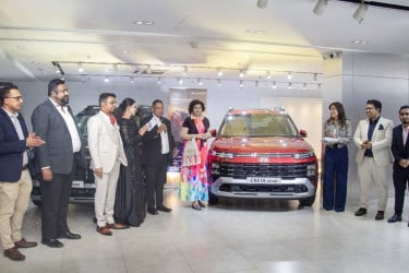 নতুন হুন্ডাই ক্রেটা গ্র্যান্ড ৭ সিটার লাক্সারি এখন বাংলাদেশে