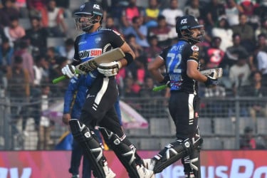 টি-টোয়েন্টির যে বিরল রেকর্ডে বিপিএল আছে দুইবার