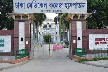 লালবাগে কারখানা শ্রমিককে কুপিয়ে হত্যা