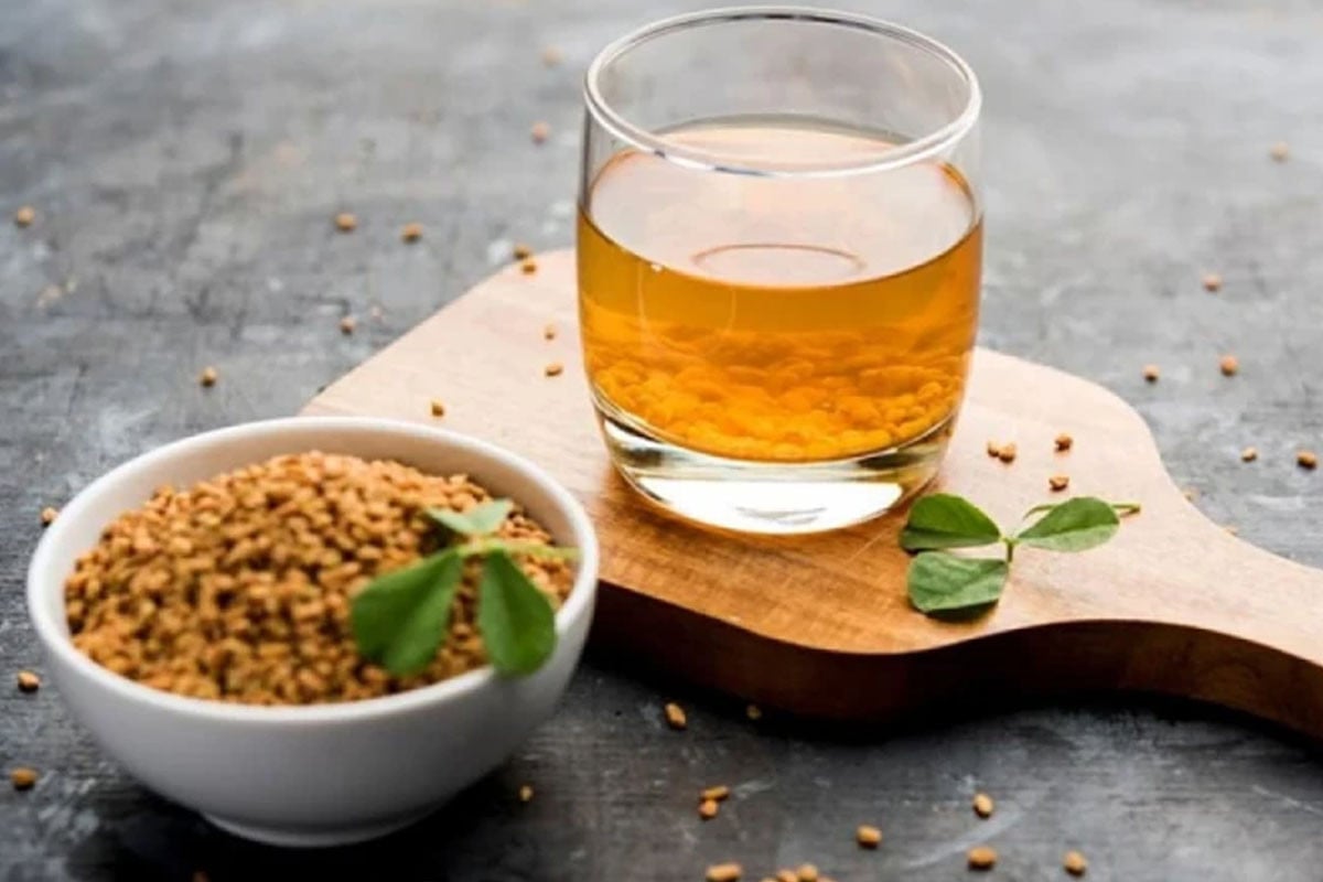 সকালে মেথি ভেজানো পানি পানের উপকারিতা