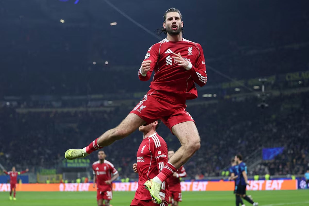 সোবোসলাইয়ের পেনাল্টি গোলে লিভারপুলের স্বস্তির জয়