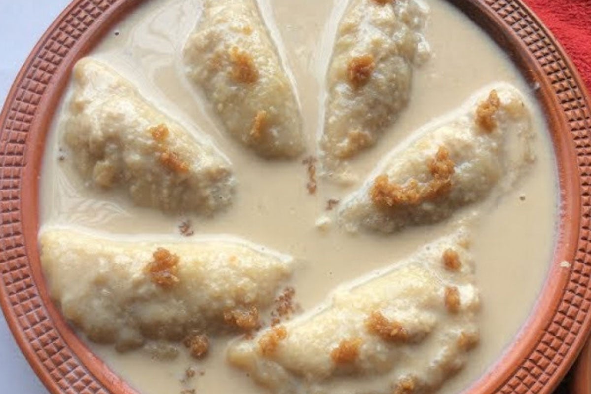 শীতকাল মানেই পিঠা: সহজ রেসিপিতে তৈরি করুন সুস্বাদু দুধ পুলি