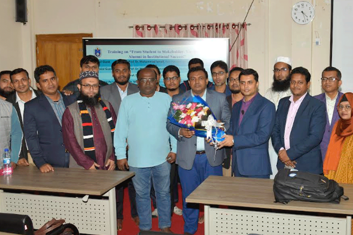 নোবিপ্রবিতে সাবেক শিক্ষার্থীদের নিয়ে প্রশিক্ষণ