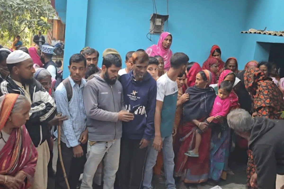 নওগাঁয় বাসচাপায় মোটরসাইকেলের দুই আরোহী নিহত