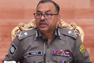 গৃহকর্মী নিয়োগে পরিচয় যাচাইয়ের আহ্বান ডিএমপি কমিশনারের